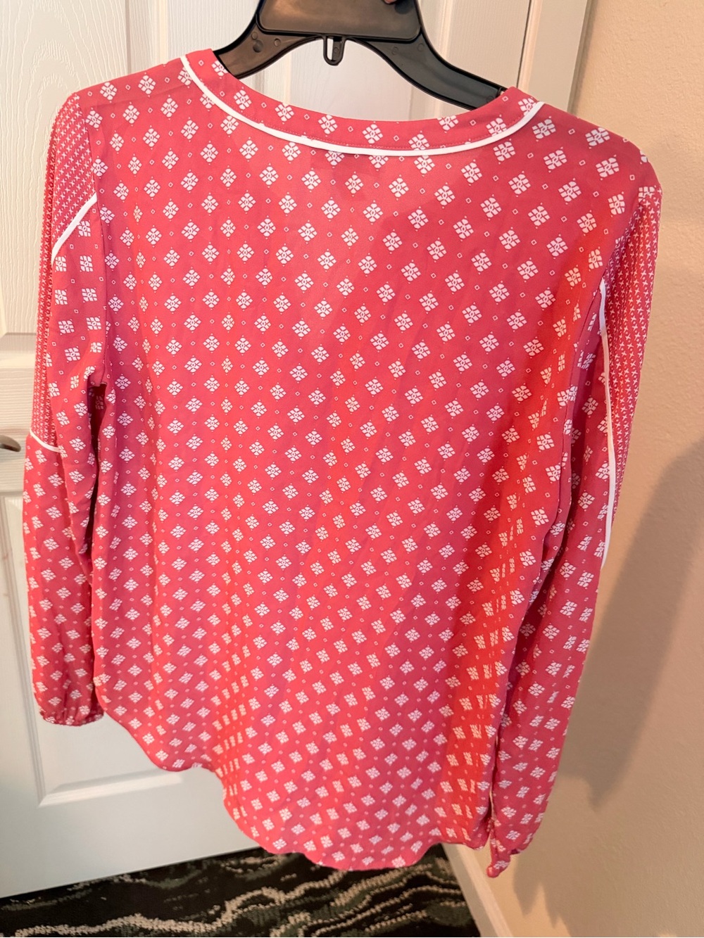 LOFT Dark Pink Floral Split-Neck Long Sleeve Blouse Size S EUC #131 - Picture 11 of 14